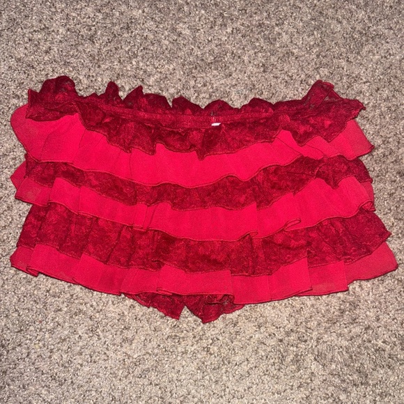 Womans red bloomer shorts - Picture 1 of 2